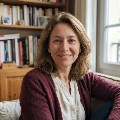 Julie Lambert, Tarologue Intuitive & Conseillère Sentimentale