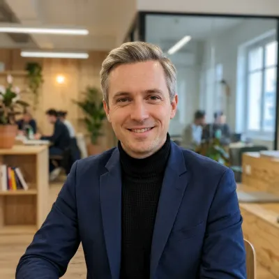 Maxime Fournier, Cartomancien & Voyant Pragmatique